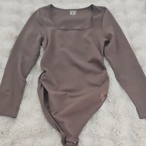 OQQ Womens Stretch Bodysuit With Ruching NWOT